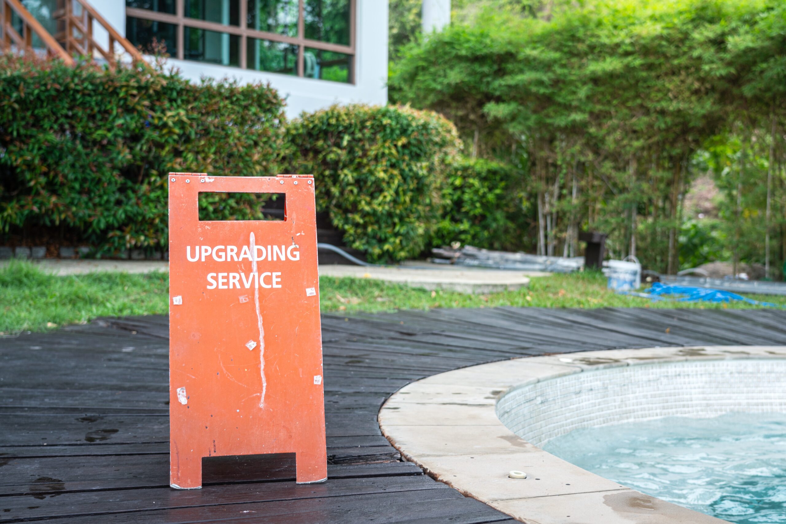 4 Signs It’s Time to Upgrade Your Pool Equipment
